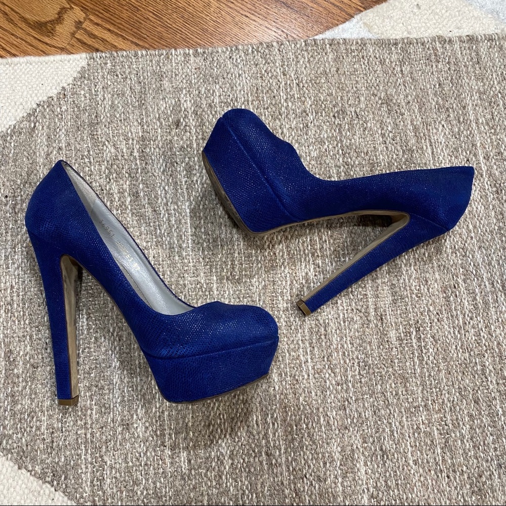 Sergio Rossi Blue Platform Pumps size 37